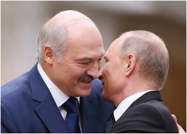 Кремль: Лукашенко «не российский союзник. Он – меньшее зло»