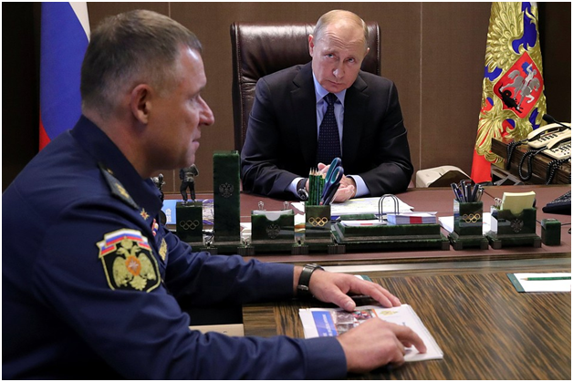 Путин присвоил «денщику» звание генерала армии