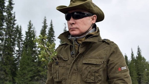 Песков: приказ войскам уйти из-под Киева дал лично Путин