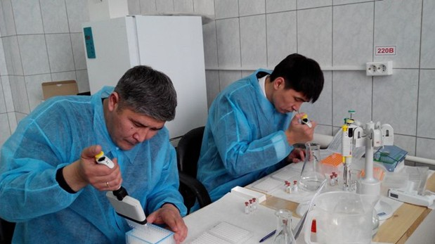 Миронов призвал власти РФ «предельно жестко отреагировать» на строительство в Казахстане биолаборатории высшего уровня опасности