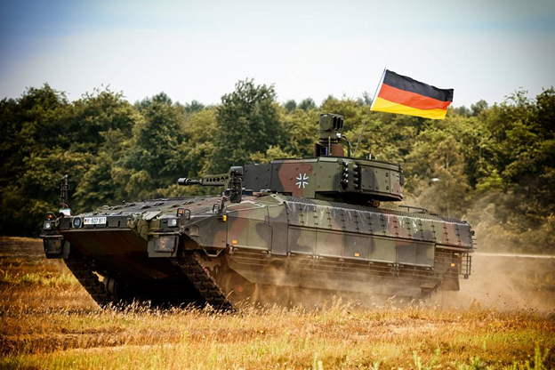 Председатель комитета бундестага потребовала немедленной поставки немецких танков на Украину