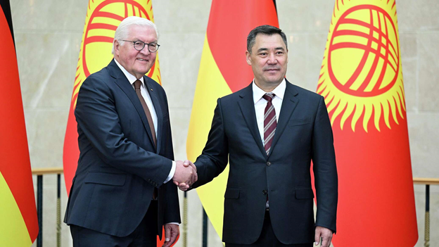 Президент Германии запугивает Киргизию и Казахстан