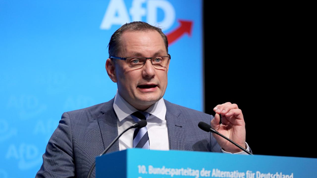 В Германии совершено нападение на лидера оппозиционной партии