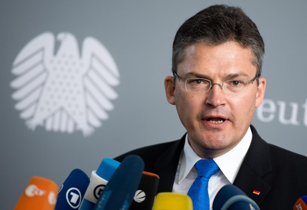 Немецкий депутат: Запад воюет с РФ в Донбассе из-за лития