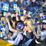 Шведы не верят в наличие демократии в их стране