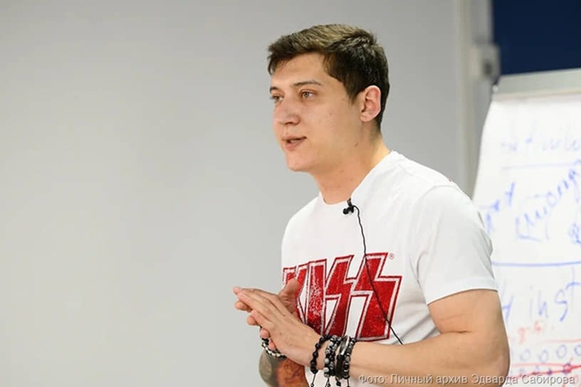 2904390432904320943223 (1)